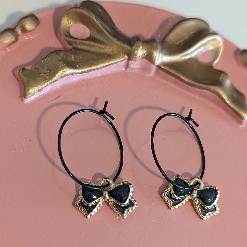 Black & Gold Bow Hoop Earrings New!